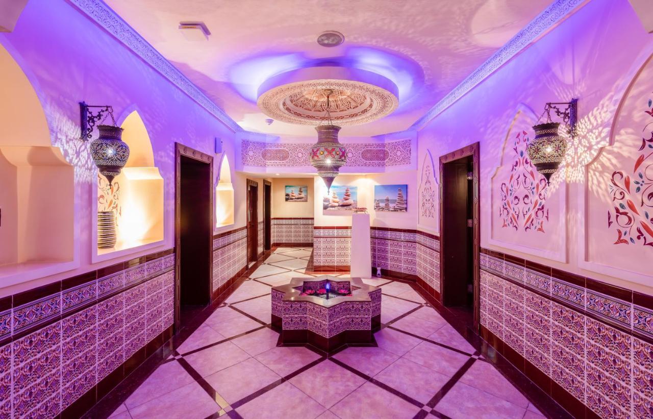 Holiday Inn Riyadh Al Qasr By Ihg Exteriér fotografie